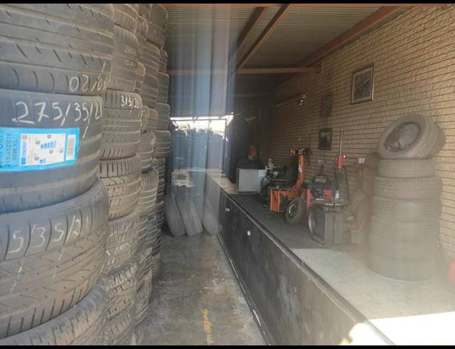 BUSINESS FOR SALE IN GERMISTON SOUTH